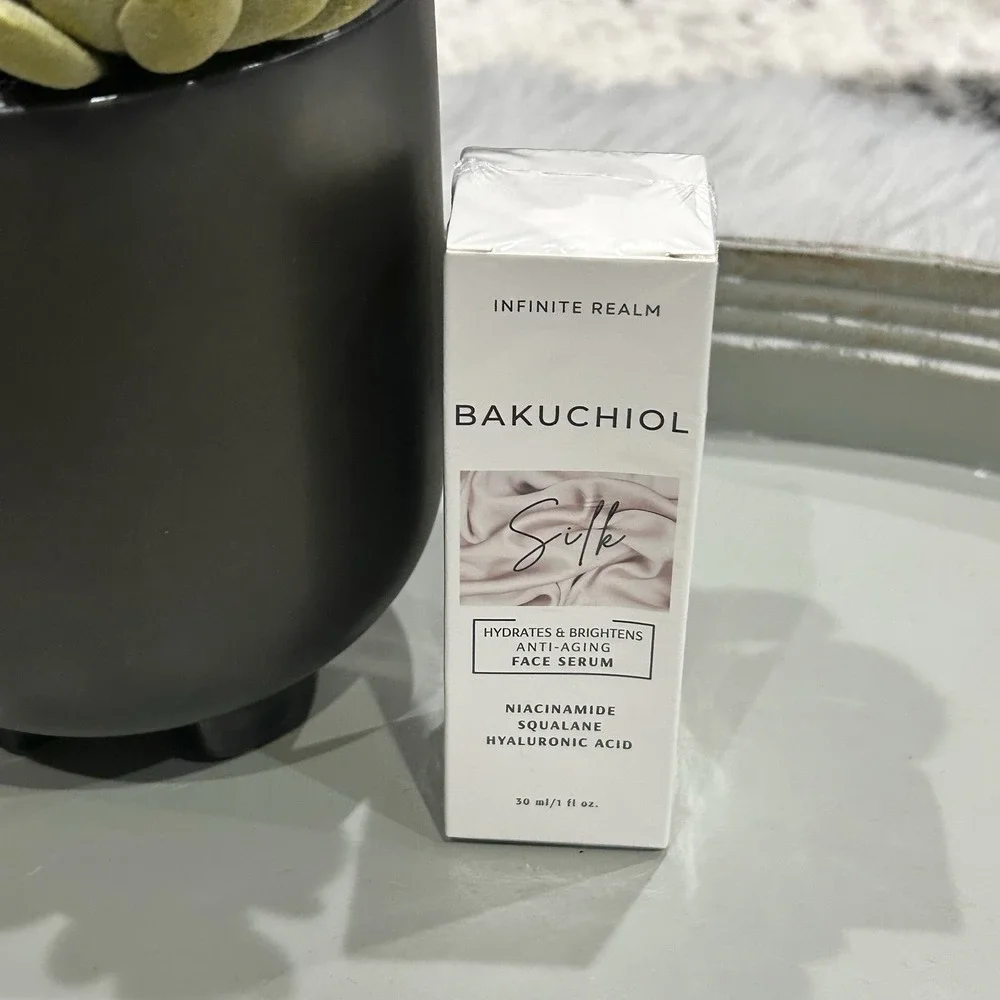 BAKUCHIOL Infinite Realm‎ Silk Anti-Aging Face Serum 1 Fl. Oz.